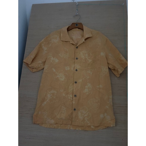 Tommy Bahama Other - Tommy Bahama Floral Camp Shirt‎ Mens Medium Tropical Aloha Button Up